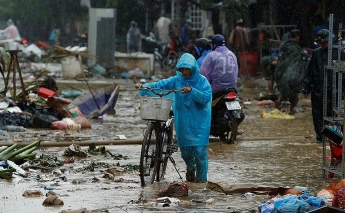 Typhoon Damrey Takes Over Southern Vietnam